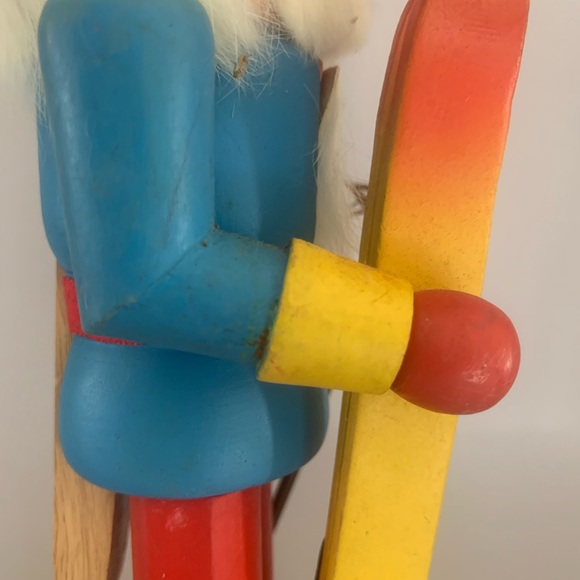 Vintage Collectible 1992 Nutcracker Village Handcrafted Wood "Skier" Nutcracker - Picture 10 of 15